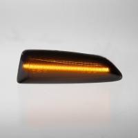 Bo�n� LED blinkry s funkc� dynamick�ho b�hu kou�ov� Opel Insignia -- od roku v�roby 01/2014-