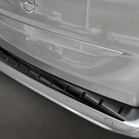 Kryt prahu zadních dveří nerez černý Strong Edition Opel Combo E-Life -- od roku výroby 2018- Kryt prahu zadních dveří nerez černý Strong Edition Opel Combo E-Life -- od roku výroby 2018-
